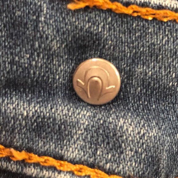 TRUE RELIGION | Floral Design Halle Jeans - Picture 13 of 16